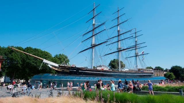 Cutty Sark on the London Marathon course